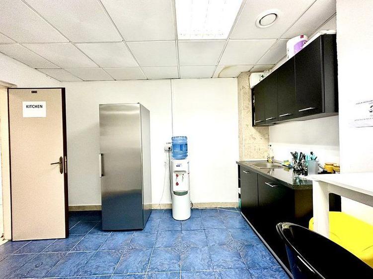 Birou amenajat - Piața Unirii/Bastion - 17