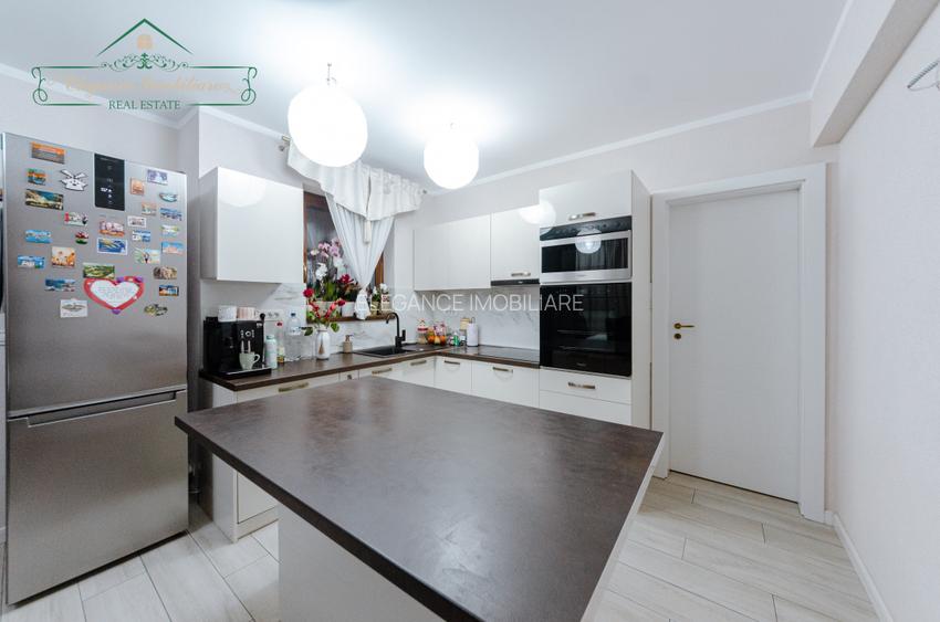 Vila moderna cu 4 camere, zona Westfield, Arad - 7
