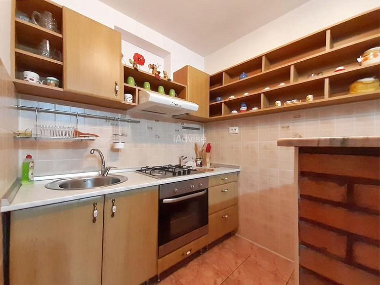 Vila de Inchiriat, Brasovul Vechi - 9