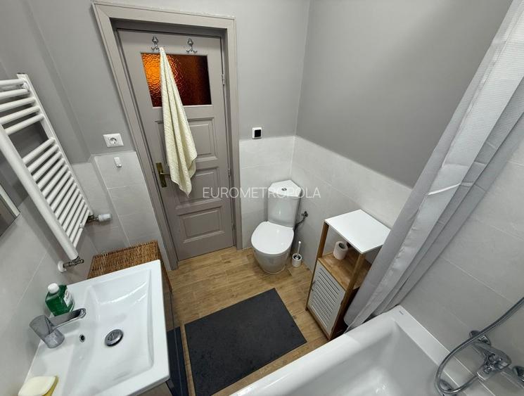 Apartament complet  renovat, mobilat  , loc parcare si sauna Primaverii - 10