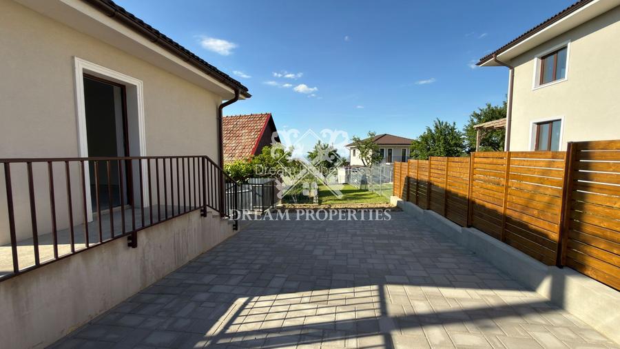 Casa individuala de vanzare, teren 219 mp, zona Partia Feleacu - 2