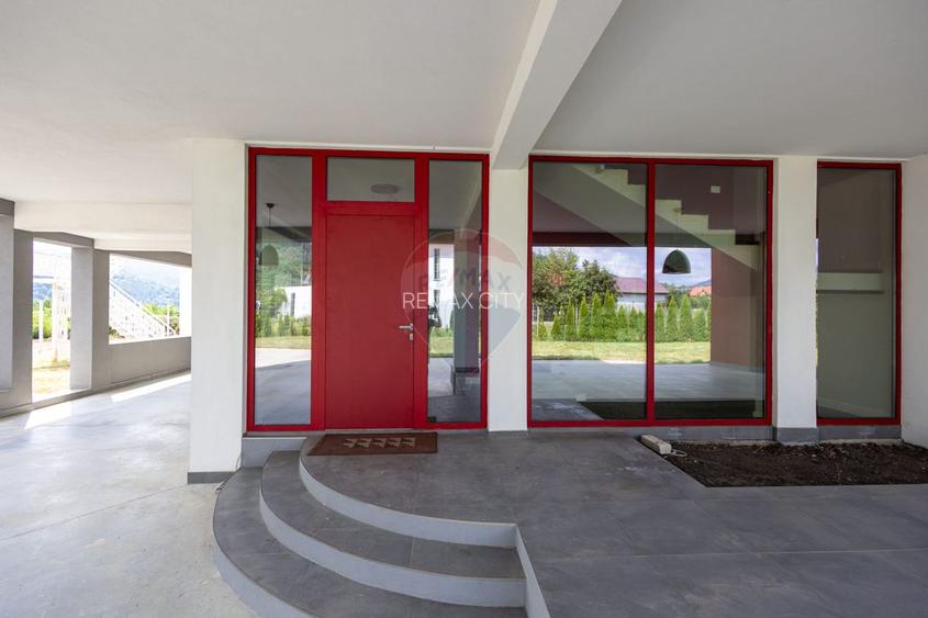 Casa de vanzare - Zona Ursulet Piatra Neamt - 31