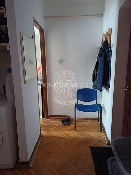 Apartament compartimentat cu 2 garsoniere-parter-Zona Policlinica - 4