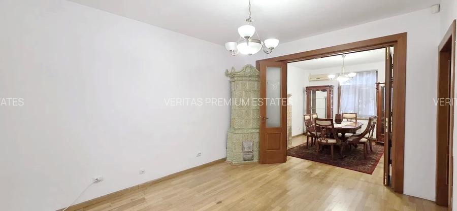 Vila de inchiriat pentru birouri, Unirii rond Alba Iulia, curte - 6