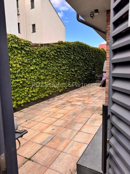 Vila de inchirat - 4 Camere | 180 mp | Curte | Parcare | Aviatiei - 21