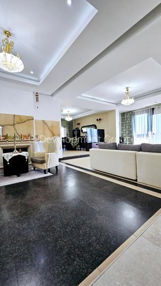 Proprietate speciala | Vila 10 camere |  Straulesti | Teren 1900 mp - 3