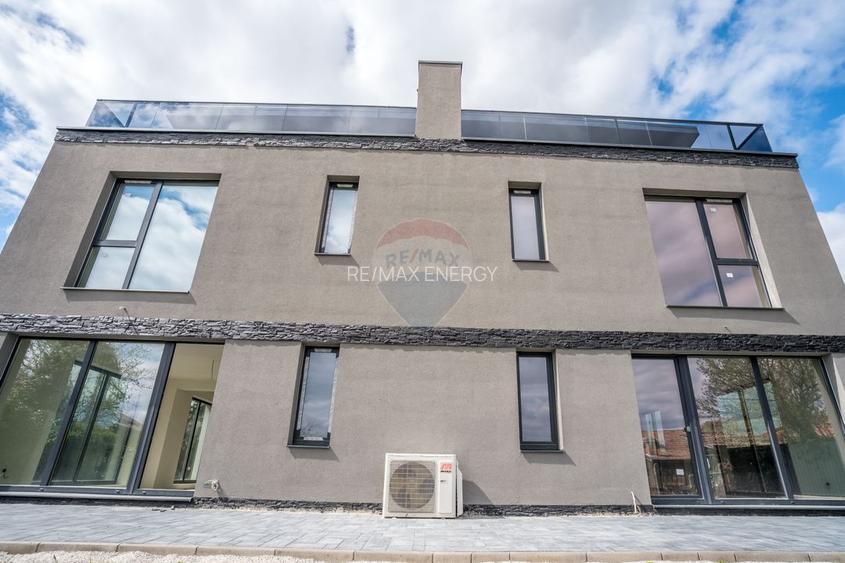 Duplex 5 camere, 60mp terase, zona linistita, comision 0 - 5