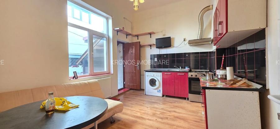 CENTRU 2 CORPURI DE CASA DIN CARAMIDA 5 CAMERE 2 BAI 2 BUCATARII UTILITATI, GAZE - 8