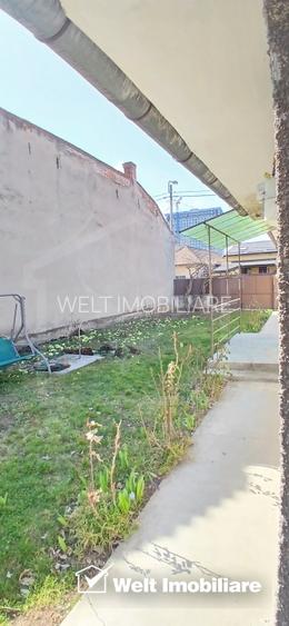 Casa in zona semicentrala, singur in curte, acces auto, spatiu mare de parcare - 8