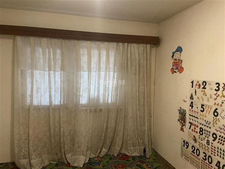 Apartament 2 camere , strada Bucegi - Policlinica nr 2 , 56 mp , balcon si logie - 5