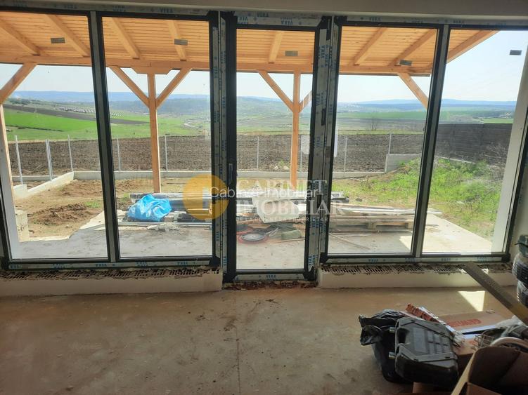 🏡 VILĂ DEOSEBITĂ MIROSLAVA - 4