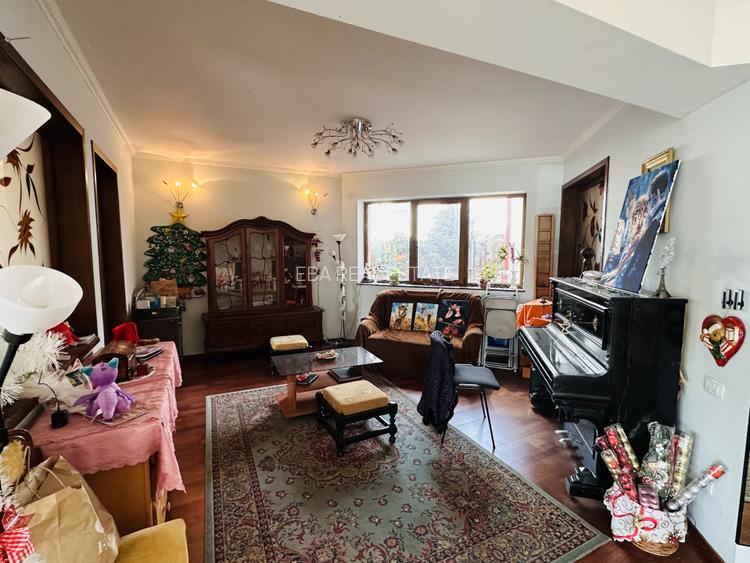 Vila superba 526 mp construiti, 765 mp teren, P+1+M+P,  Chiajna - 10