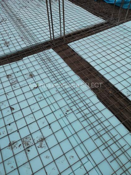 Teren 1000 mp pentru constructie case , cu fundatie si proiect - 4