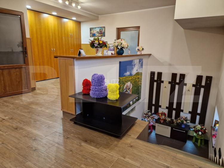 Casa deosebita individuala  cu spatiu comercial ,se vand impreuna zona Centru - 8