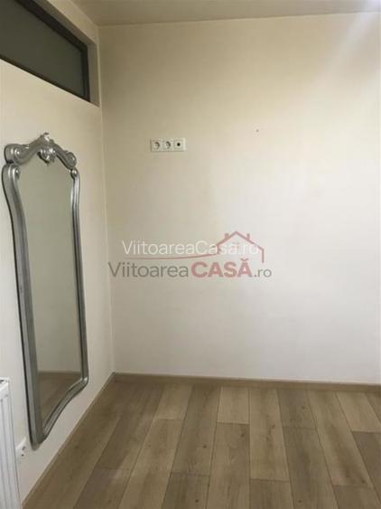 Agricultori - metrou Iancului -apartament 4 camere - intrare stradala - 5
