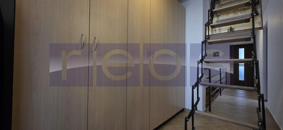 VANZAE VILA P+1+P | 6 CAMERE | ZONA VITAN MALL - 42