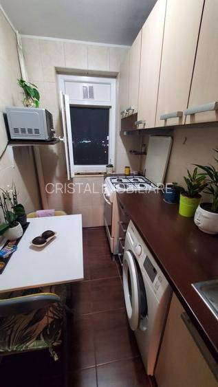 Vanzare apartament 2 camere Titan-Codrii Neamtului, pret negociabil - 4