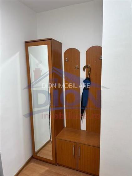 Stefan cel Mare - 2 min metrou - bloc reabilitat - 12