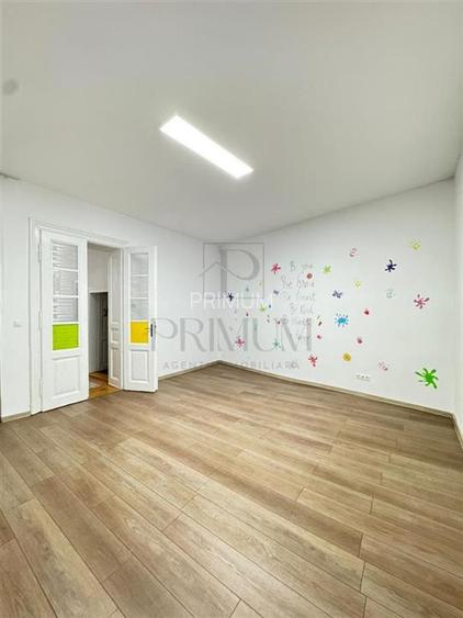 Lunei- casa spatioasa 10 camere, renovata - 2