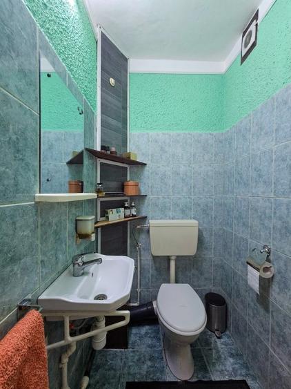 Apartament 3 camere-decomandat-etaj 1