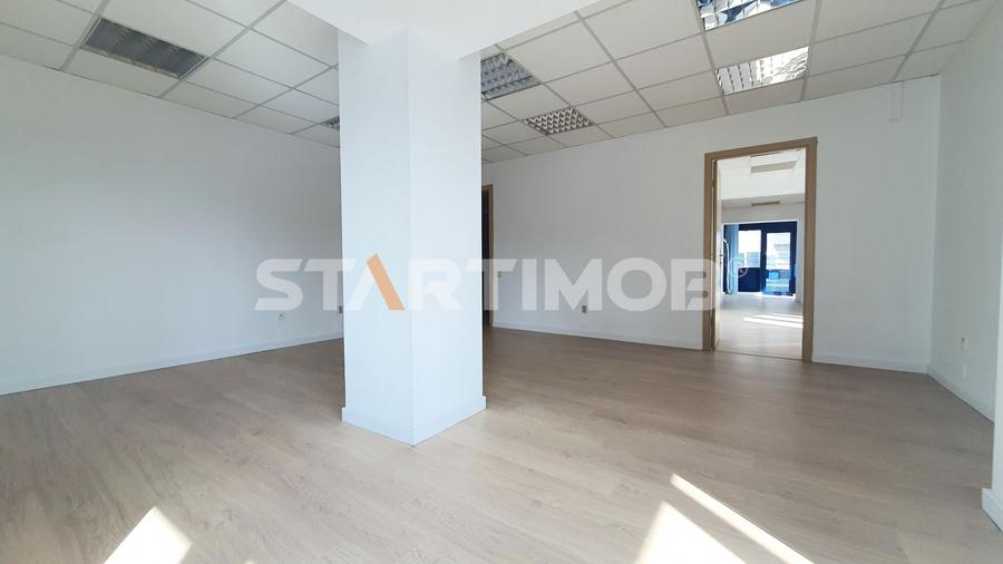 Spatiu birouri zona Centru Civic