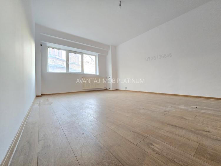 Unirii - Fantani, Casa Poporului, etaj 1, decomandat - 4