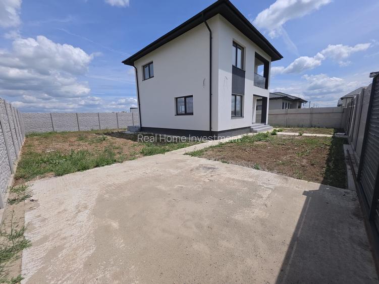 Casa 4 camere,gata de mutare,800 m de blv. - 2