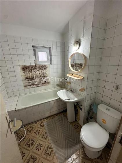 3 camere decomandate cu centrala etaj 1 - 9