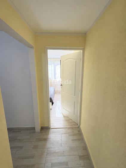 Vand apartament renovat 2 camere - 2