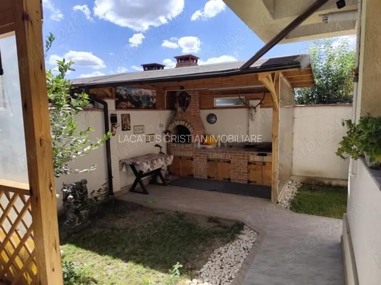 VILA SUPERBA P+1 ZONA PRIMO - COMPOZITORI - 10