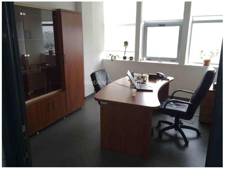 Cladire de birouri zona Unirii - 3