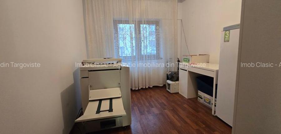 Targoviste, str. Boerescu Zaharia, parter, vanzare apartament 4 camere - 9