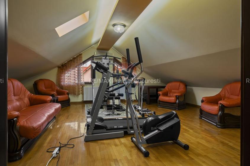 Casă / Vilă cu 6 camere de închiriat în zona Nord - 12