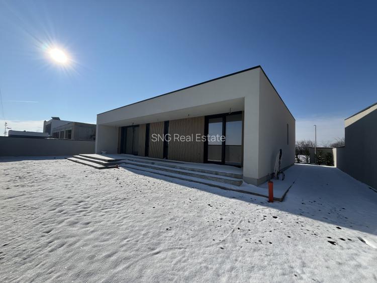 De vanzare casa parter moderna panouri pompa de caldura garaj Laguna Verde  - 4