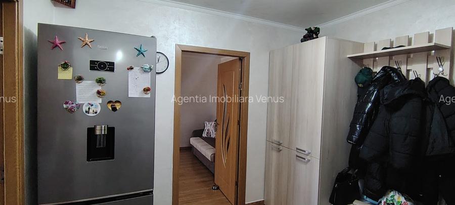 Apartament 2 camere etaj 2 zona Electroalfa - 8