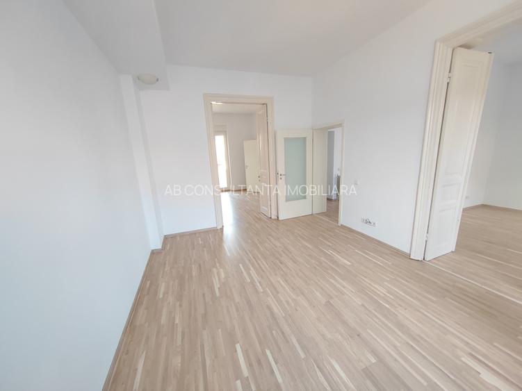 Floreasca vila 7 camere renovata - 3