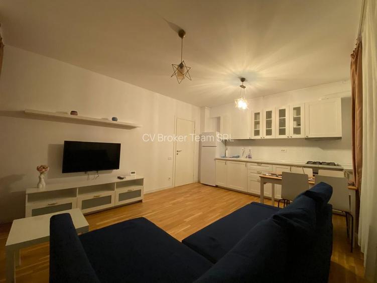 Complex Central  2 cam dec, mobilat, utilat, parcare, renovat - 2