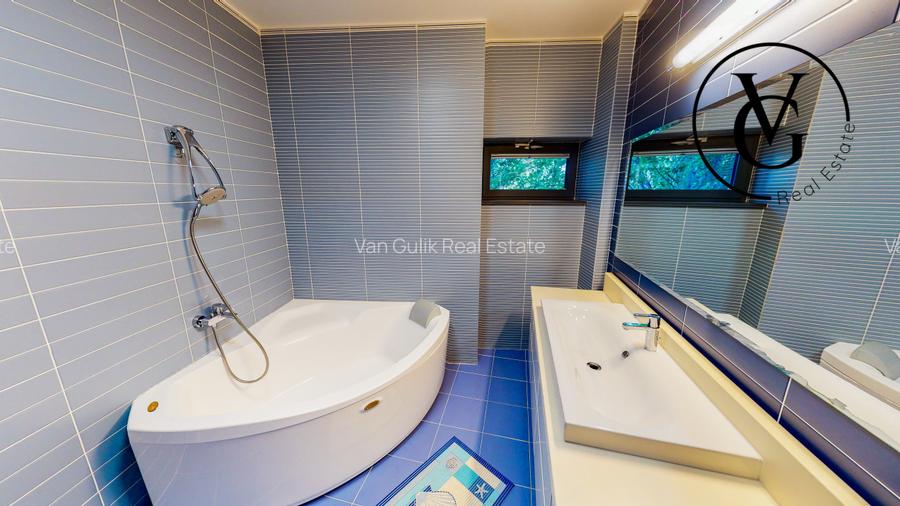 Vila unica în  Statiunea Mamaia- vedere la mare și lac - 23