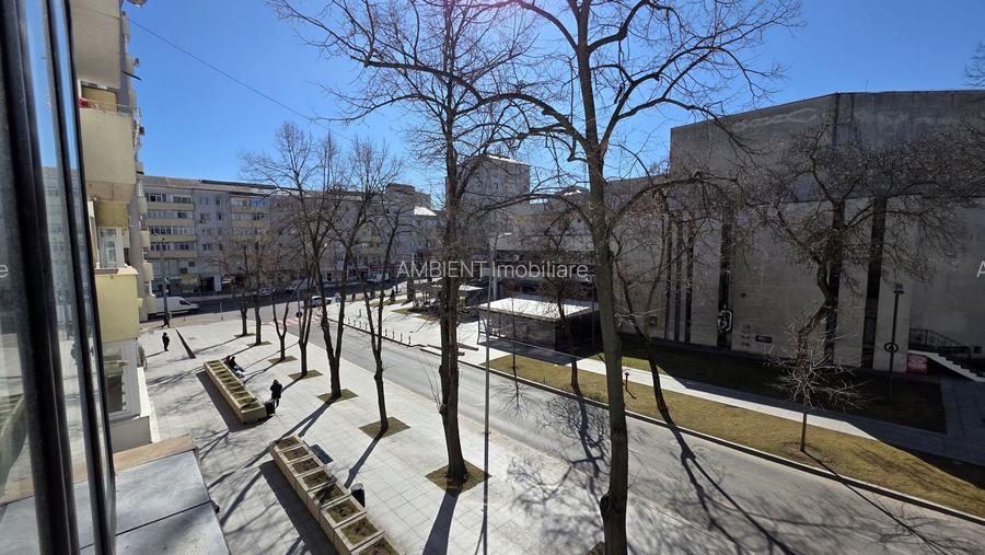 Apartament cu 3 camere, etaj 2, VASLUI - zona ULTRACENTRALĂ; - 3
