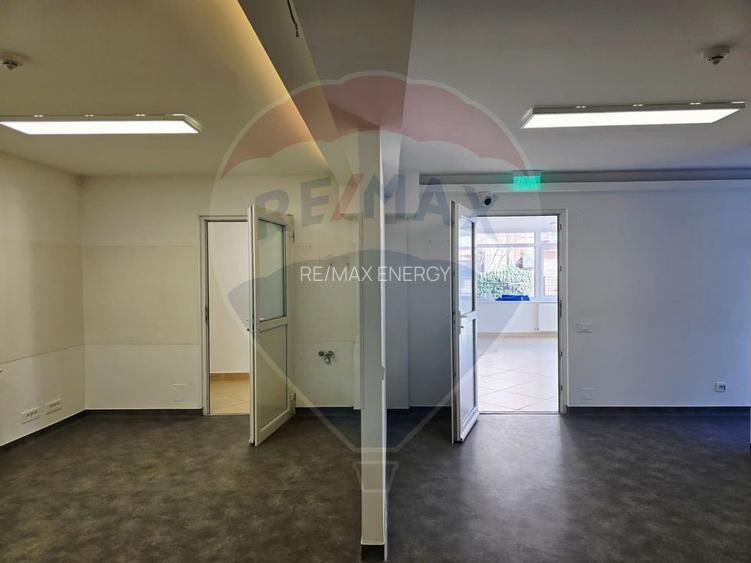 Spatiu servicii, 120mp, parcari, la strada, comision 0 - 3