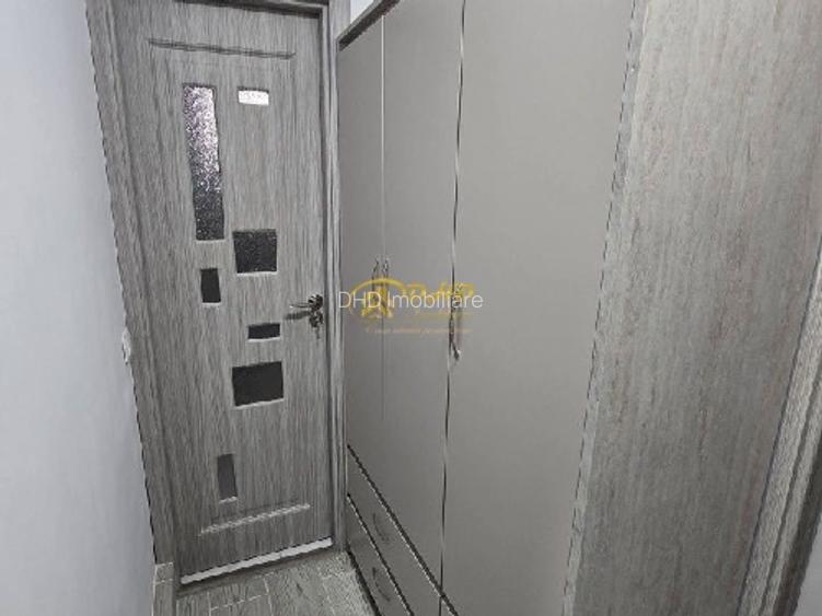 Garsoniera, Piata Unirii. - 6