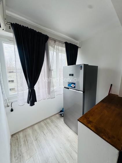 Garsoniera Brancoveanu, Izvorul Rece,Bloc 1977 - 16