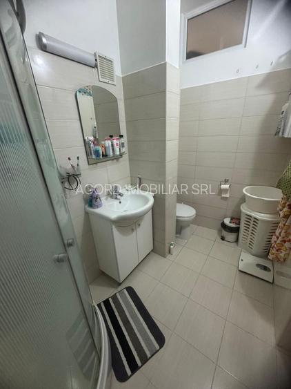 Apartament 3 camere zona Peninsulara - 11