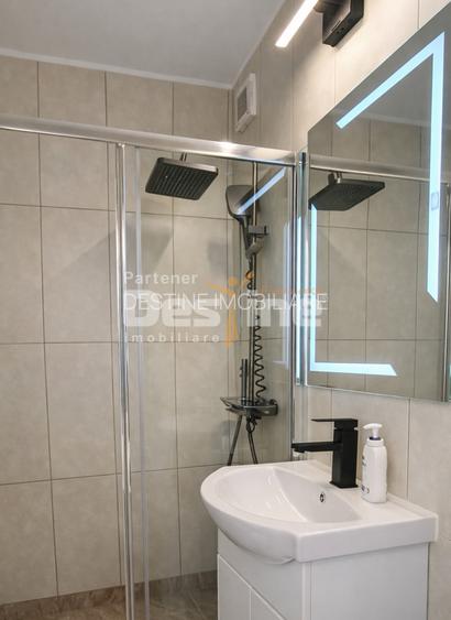 Apartament cu 2 camere, etaj intermediar, renovat situat in cartierul Tractorul - 5