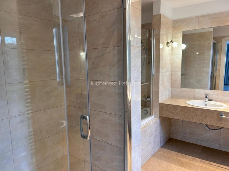 Oxford Gardens 7 bedrooms villa / no VAT - 21