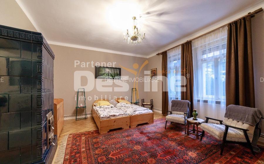 Apartament cu 4 camere, suprafata de 135 mp, garaj si beci in inima orasului - 5