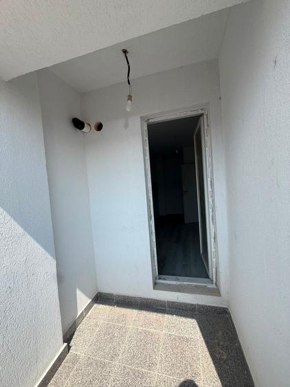 Garsoniera Decomandata de Vanzare-Militari Residence-Comision0%-Bloc Nou