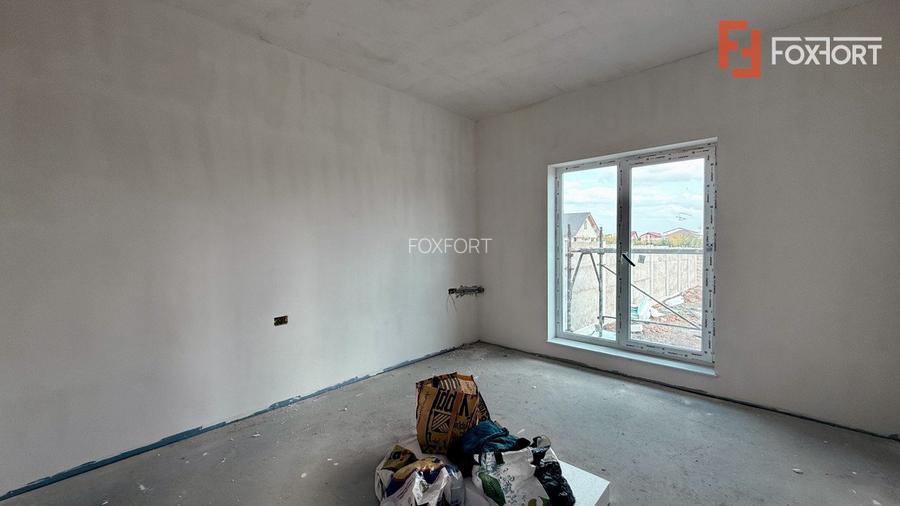 Duplex cu 4 camere de vanzare + 2 locuri de parcare in Sanandrei  - 4