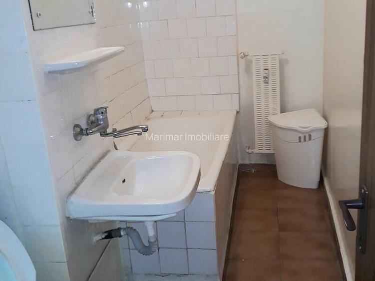 Lacul Tei, Parc, Universitatea Tehnica de Constructii, semistradal - 14