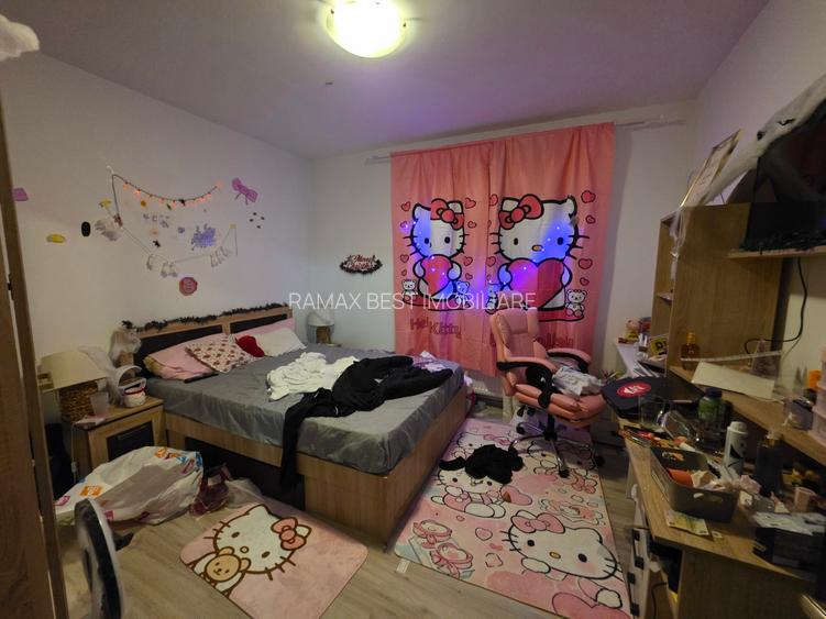 Trapezului, 15 minute metrou 1 Decembrie 1918, pe Marin Pazon, - 7